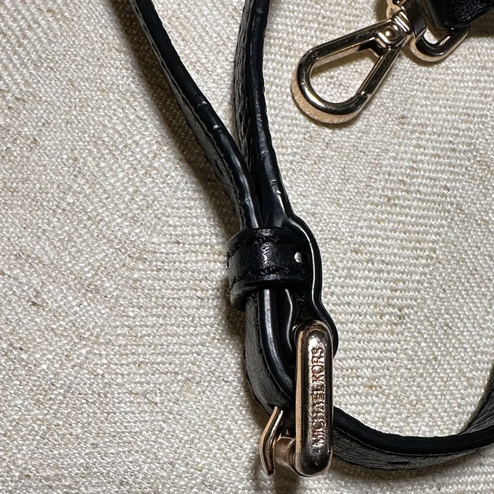 Michael Kors Black Leather Bag Replacement Strap with Gold Accents - Picture 5 of 8
